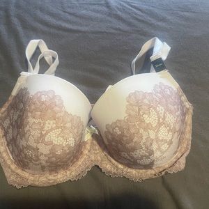 NWT VICTORIA SECRET BRA